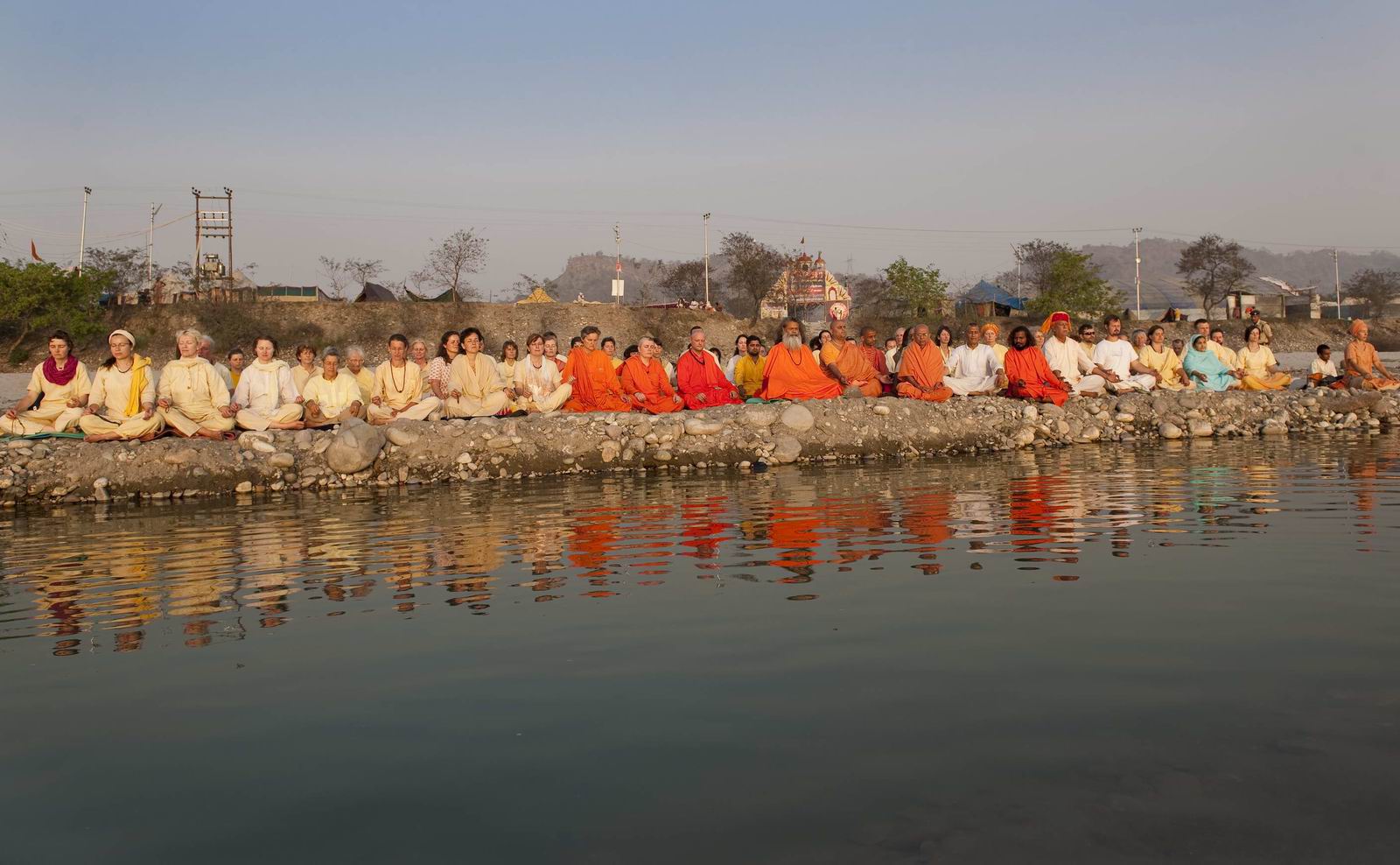 PrayerOnGanges-2010-Haridwar_D3Y5585_1_resize