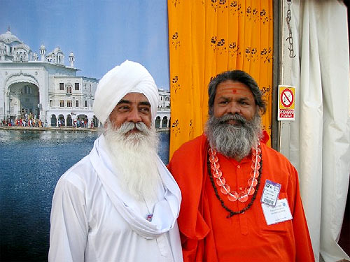 Swamiji with Mohinder Singh of the Sikh