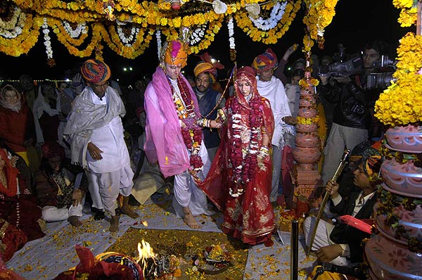 Vedic Marriage at the Vishwa Deep Gurukul