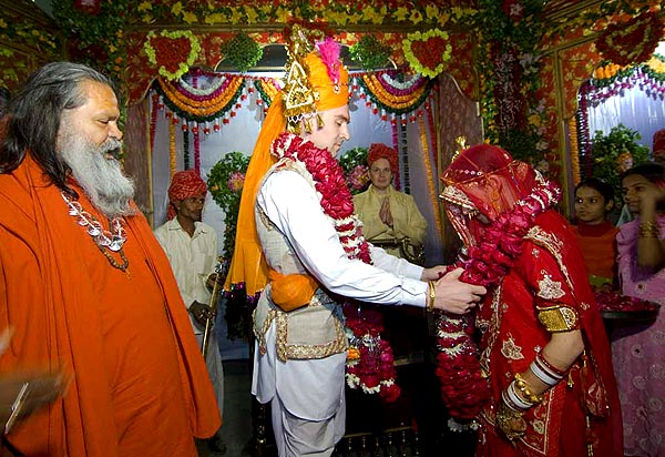 Vedic Marriage at the Vishwa Deep Gurukul