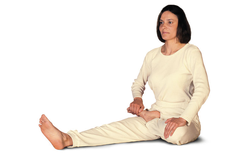 Reclined Bound Angle Pose: A Gentle Stretch for Your Hips and Inner Thighs  – Yoga with Uliana